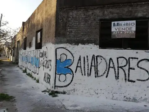 Galpón en Venta en Remedios de Escalada, Partido de Lanús