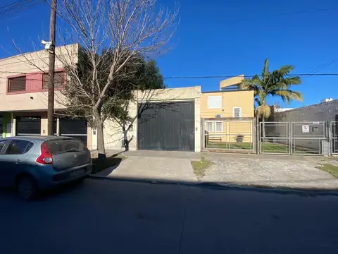 Galpón en Venta en La Plata, Partido de La Plata