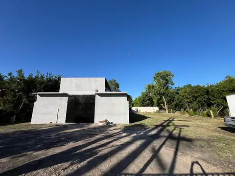 Galpón en Venta en La Plata, Partido de La Plata