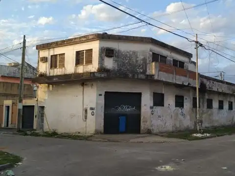 Galpón en Venta en Lanus Oeste, Lanus