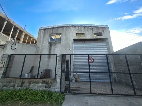 Galpón en Venta en San Sebastián, 9 de Abril