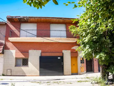 Galpón en Venta en Lanus Este, Lanus