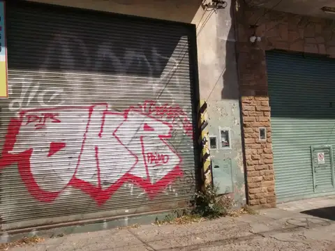 Galpón en Venta en Billinghurst, General San Martin