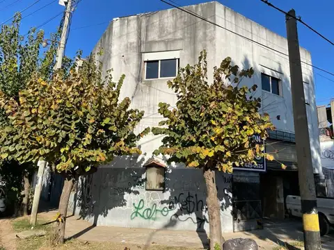 Galpón en Venta en Isidro Casanova, Partido de La Matanza