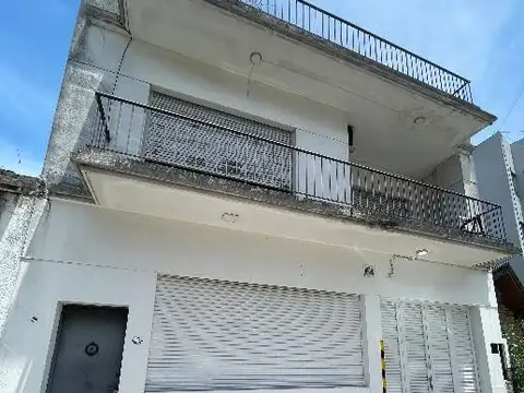 Galpón en Venta en Barrio Parque., Bernal