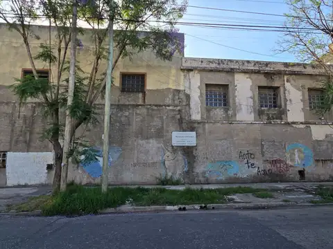Galpón en Venta en Lanus Oeste, Lanus