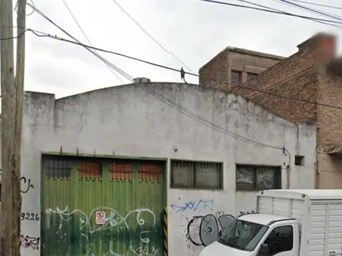 Galpón en Venta en Billinghurst, General San Martin