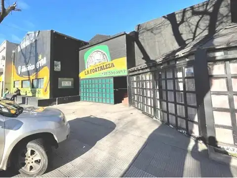 Galpón en Venta en La Plata, Partido de La Plata