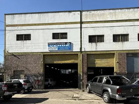 Galpón en Venta en Moron Sur, Moron
