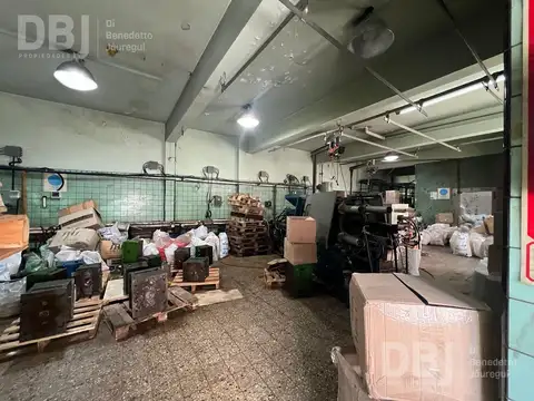 Galpón en Venta en Lomas del Mirador, Partido de La Matanza