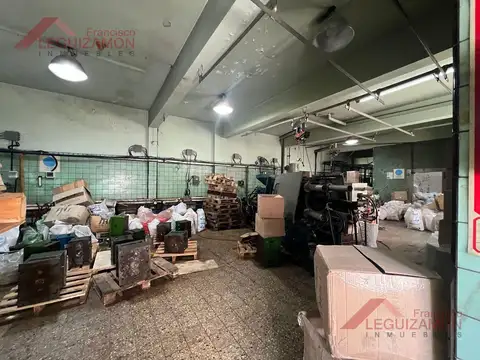 Galpón en Venta en Lomas del Mirador, Partido de La Matanza