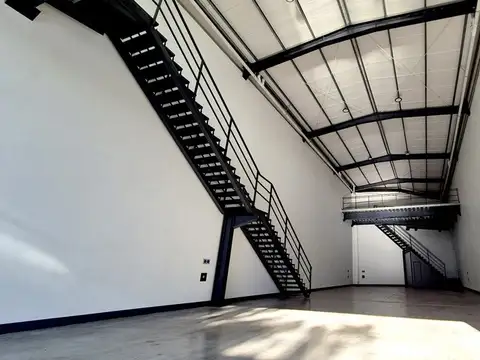 Galpón en Venta en Villa Lynch, Partido de General San Martín