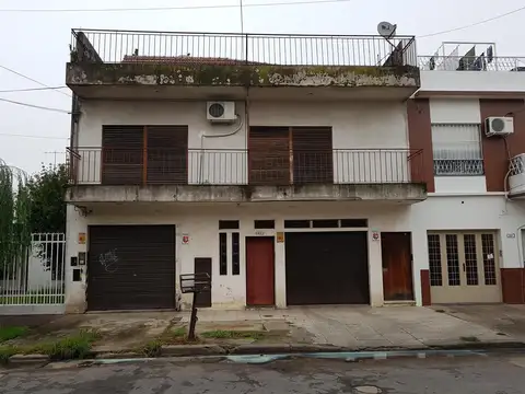Galpón en Venta en Billinghurst, General San Martin