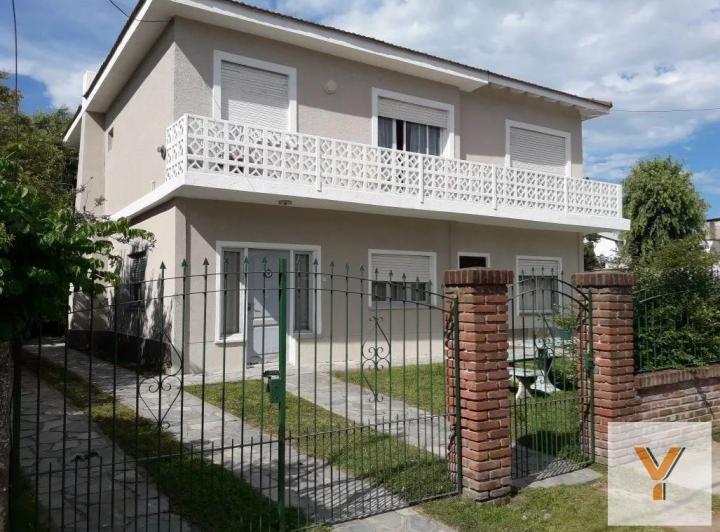 Departamento · 270m² · 10 Ambientes · 2 Cocheras
