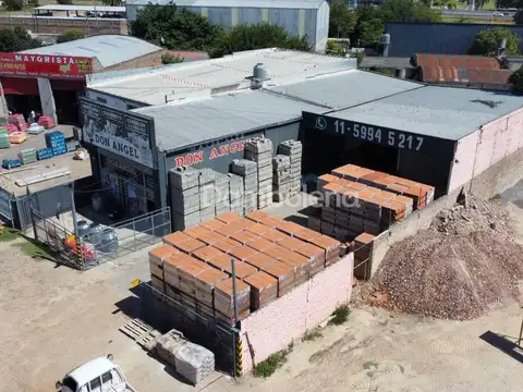 Galpón en Venta en Centro  - Moreno, Moreno