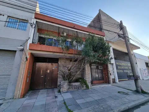 Galpón en Venta en Villa Lynch, Partido de General San Martín