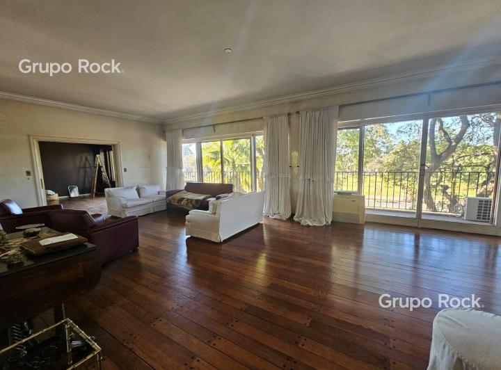 Departamento · 400m² · 6 Ambientes · 1 Cochera