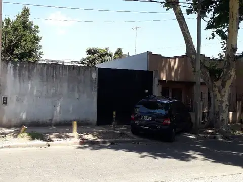 Galpón en Venta en Villa Lynch, Partido de General San Martín