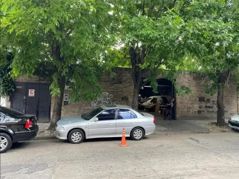 Galpón en Venta en Lomas del Mirador, Partido de La Matanza