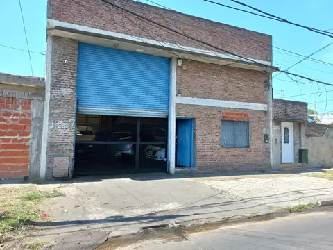 Galpón en Venta en Billinghurst, General San Martin