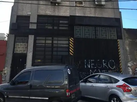 Galpón en Venta en Crucesita, Partido de Avellaneda