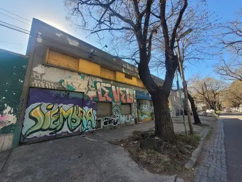Galpón en Venta en La Plata, Partido de La Plata
