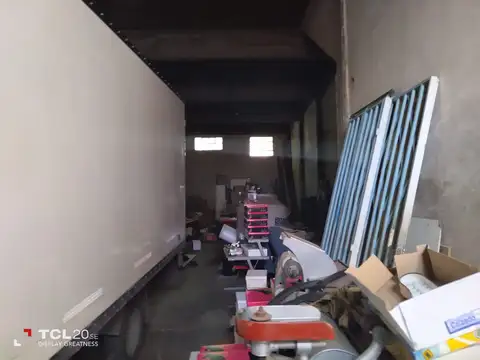 Galpón en Venta en Billinghurst, General San Martin
