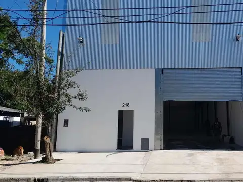 Galpón en Venta en Sarmiento  - Campana, Campana