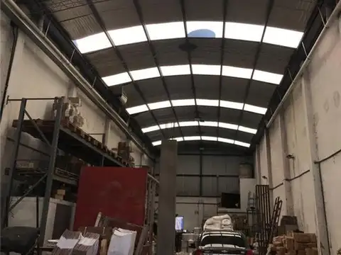 Galpón en Venta en Lanus Oeste, Lanus