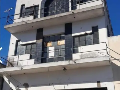 Galpón en Venta en Villa Lynch, Partido de General San Martín