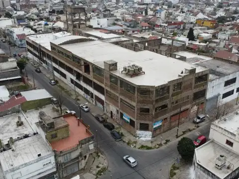 Galpón en Venta en Lomas del Mirador, Partido de La Matanza