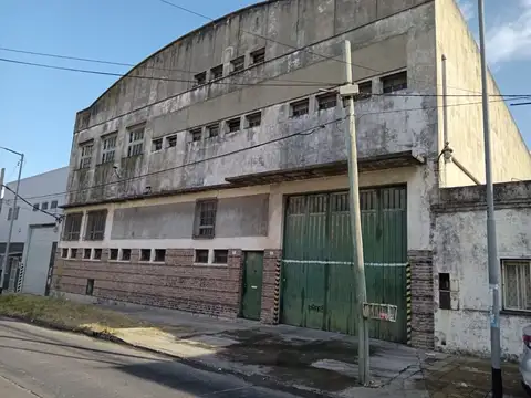 Galpón en Venta en Villa Maipu, General San Martin