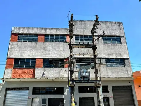 Galpón en Venta en Villa Lynch, Partido de General San Martín