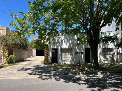 Galpón en Venta en La Plata, Partido de La Plata