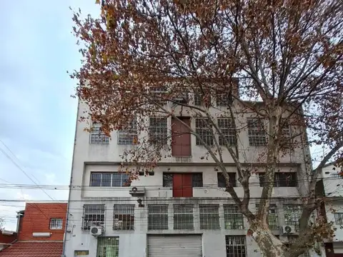 Galpón en Venta en Villa Maipú, General San Martín
