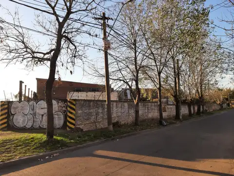 Galpón en Venta en Moron Norte, Moron