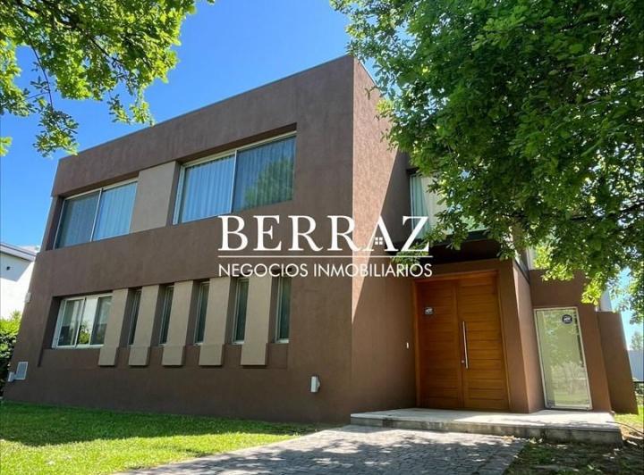 Casa · 390m² · 6 Ambientes
