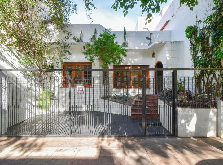 Casa · 190m² · 5 Ambientes · 1 Cochera