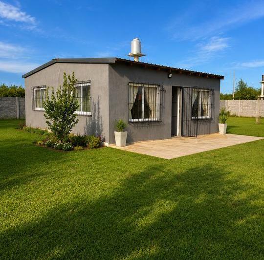 Casa · 60m² · 3 Ambientes · 4 Cocheras