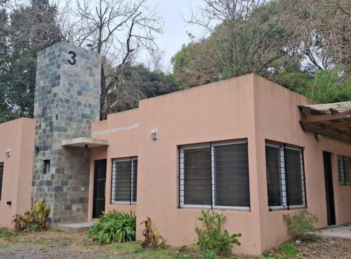 Casa · 400m² · 4 Ambientes · 1 Cochera
