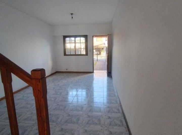 Casa · 100m² · 4 Ambientes · 1 Cochera