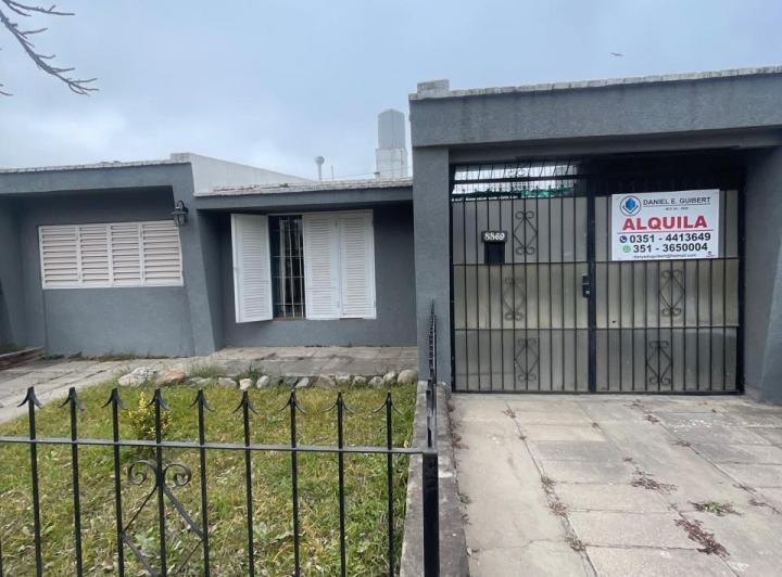 Casa · 157m² · 4 Ambientes · 2 Cocheras