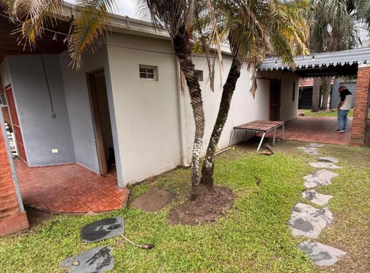 Casa · 100m² · 2 Ambientes · 1 Cochera