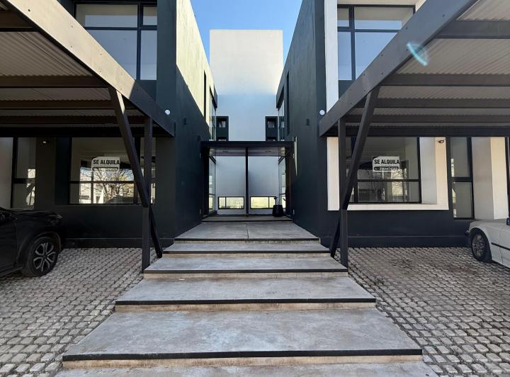 Casa · 190m² · 3 Dormitorios · 2 Cocheras