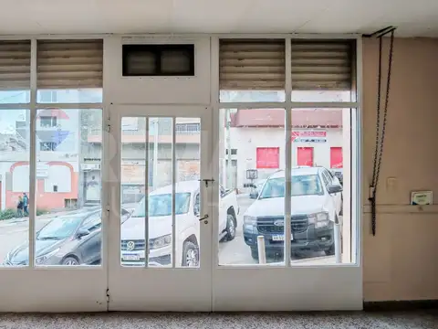 Local en Alquiler en Comodoro Rivadavia, Escalante