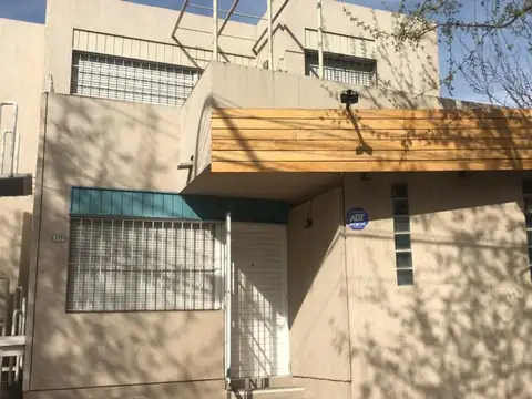 Casa en Alquiler en Mendoza, Capital