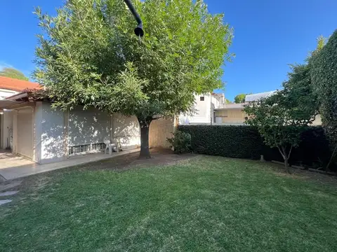 Casa en Alquiler en Mendoza, Capital