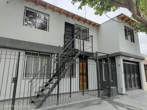 Casa en Venta en El Plumerillo, Las Heras