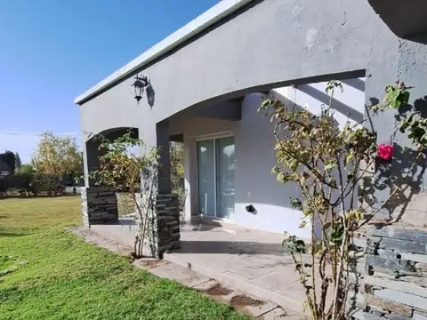Casa en Venta en Lunlunta, Maipú