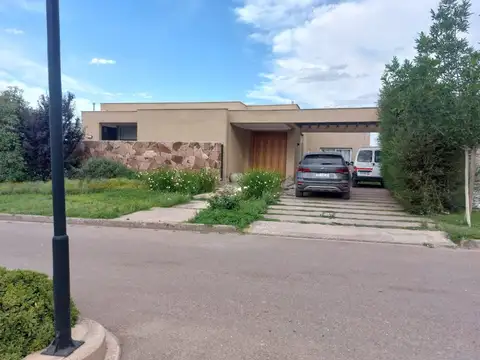 Casa en Venta en Luján de Cuyo, Mendoza